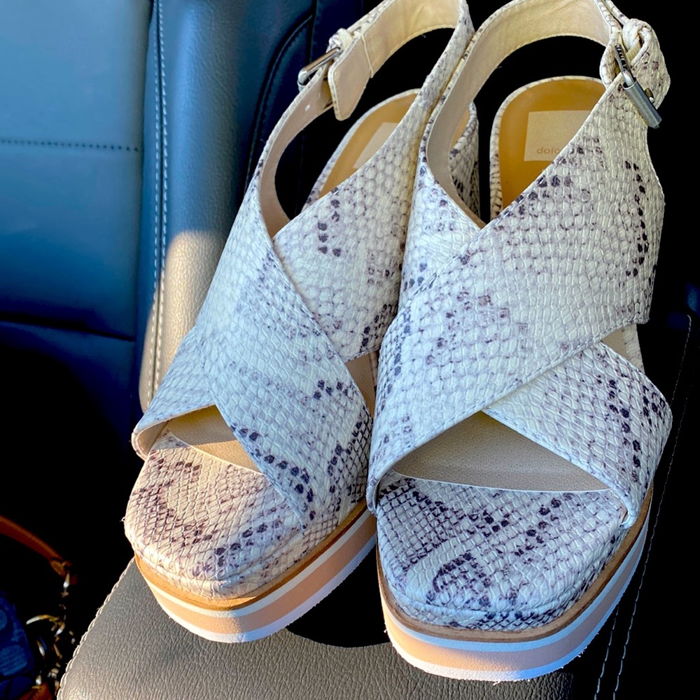 Wedge snake embossed sandals